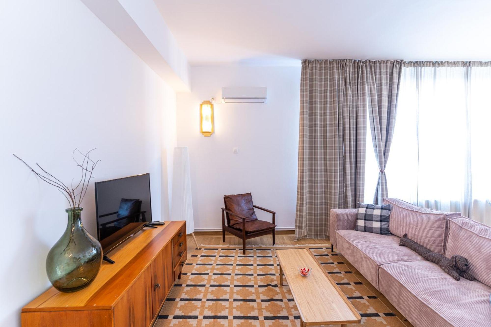 Apartment Rezident Eminescu Bucharest